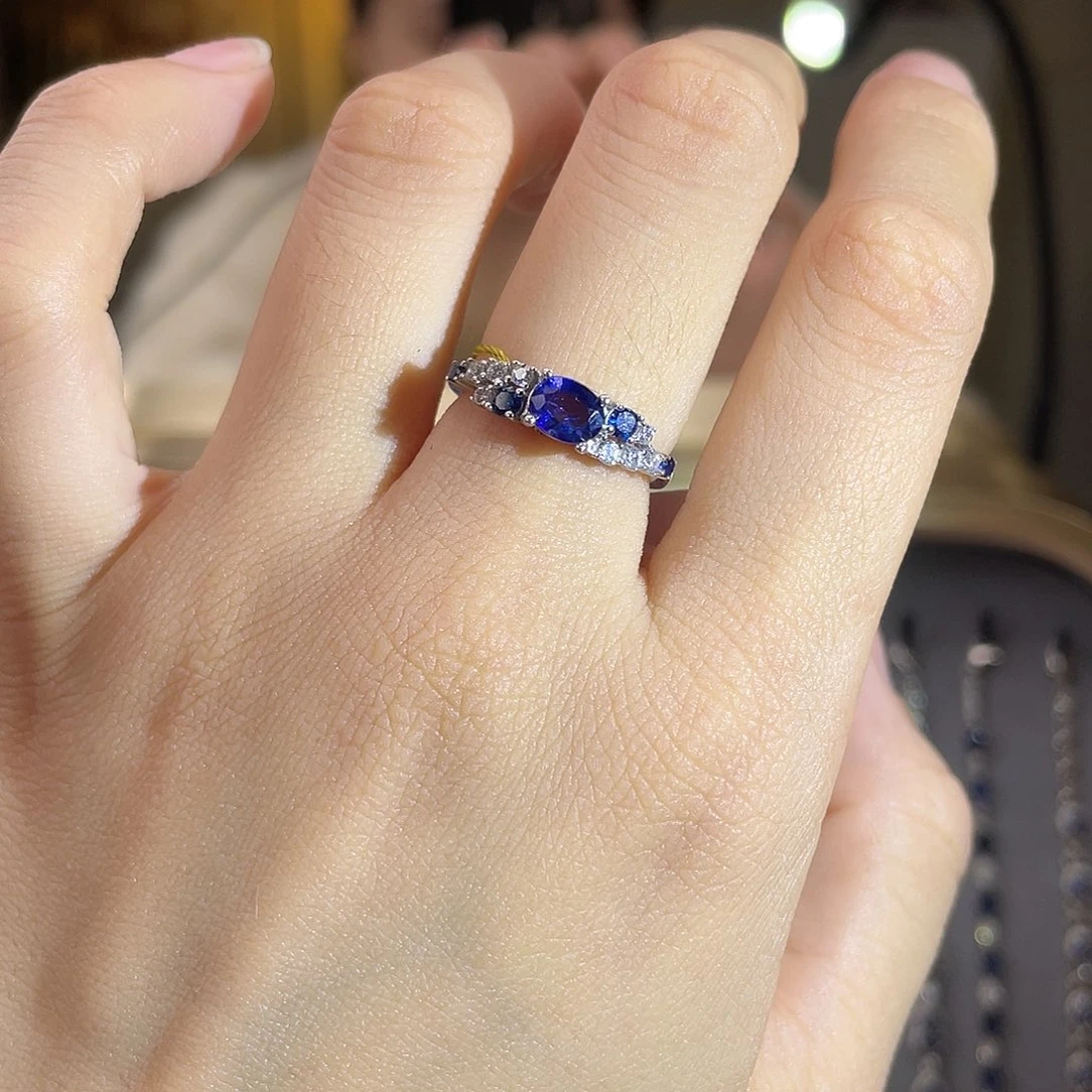 蓝宝石戒指银S925镶嵌