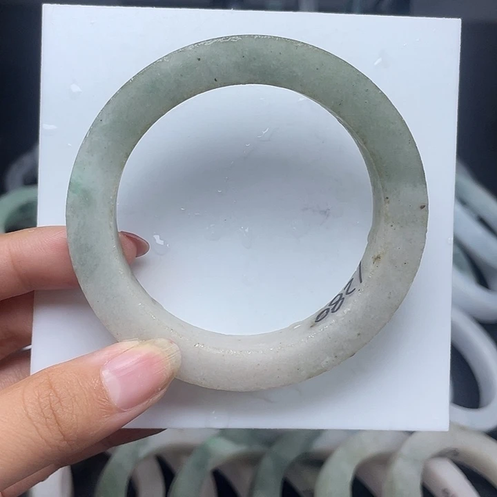 定制翡翠翡翠手镯未镶嵌