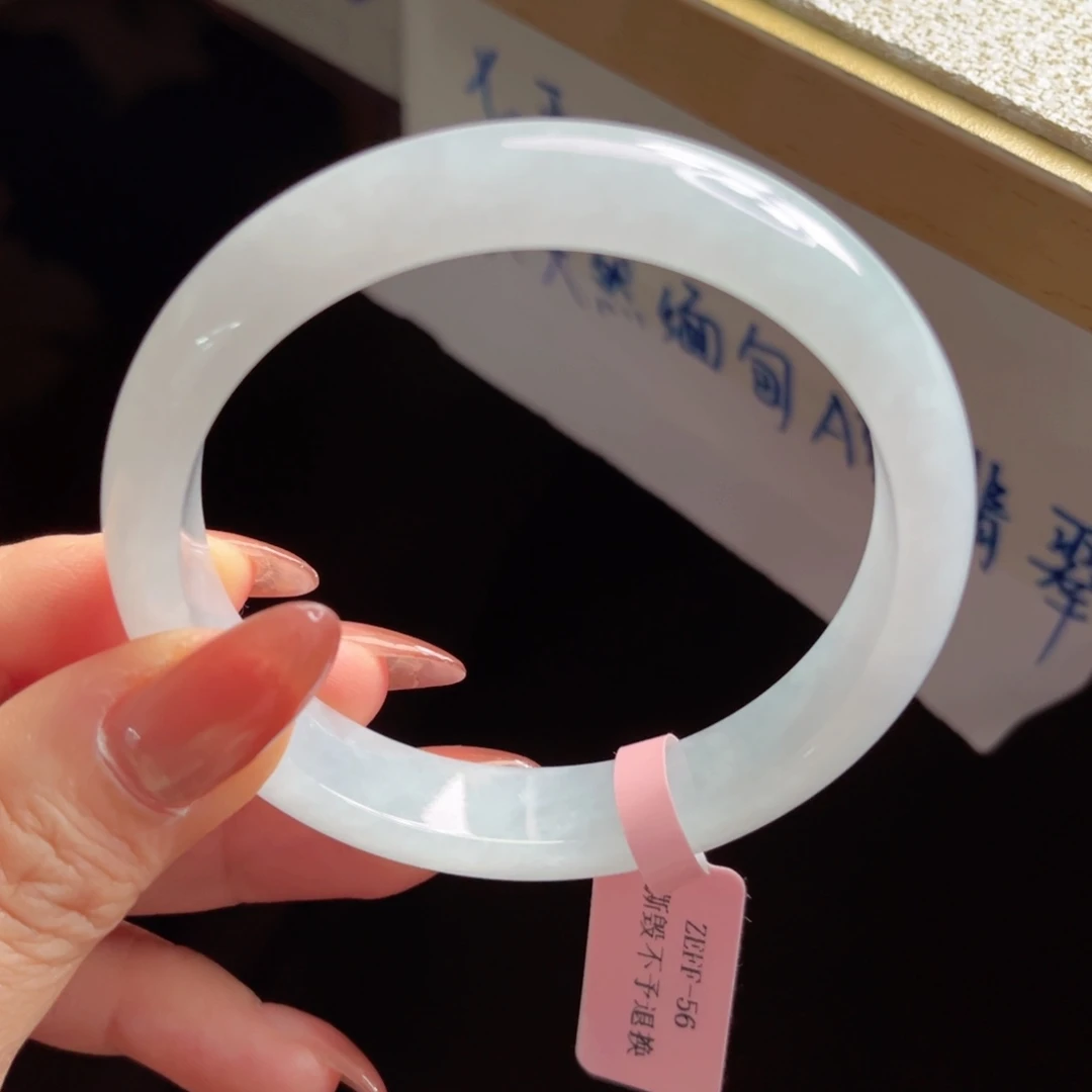 翡翠未镶嵌手镯手镯