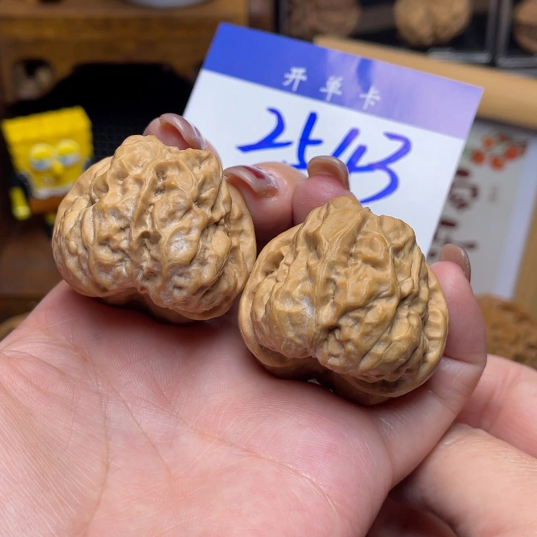 桃核把件A****m蛤蟆头39李。 精修