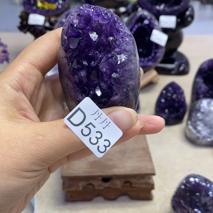 未镶嵌水晶大型摆件（非配饰）