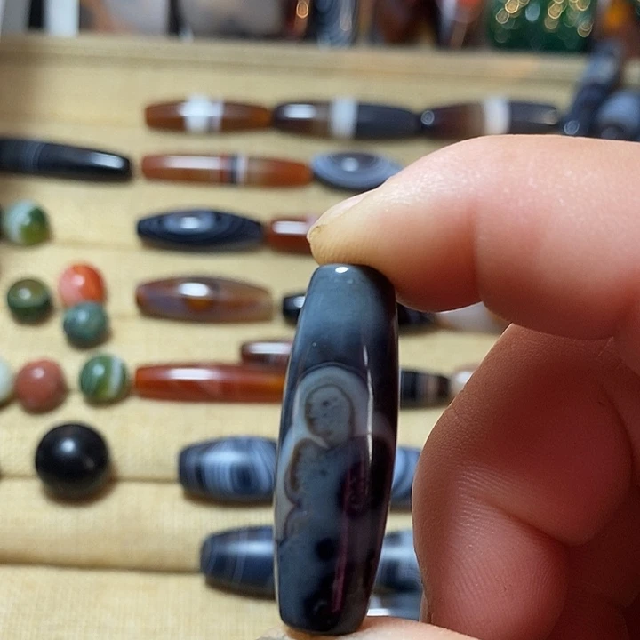 玛瑙/玉髓合金颈饰