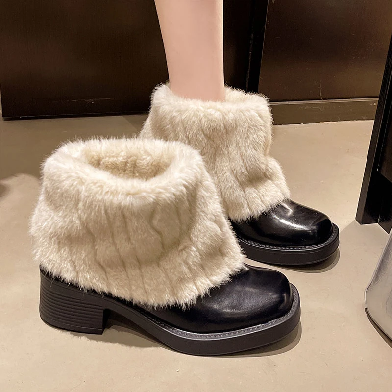2025新款个性保暖雪地靴女法式小众方头粗跟高跟加绒冬季毛毛棉靴
