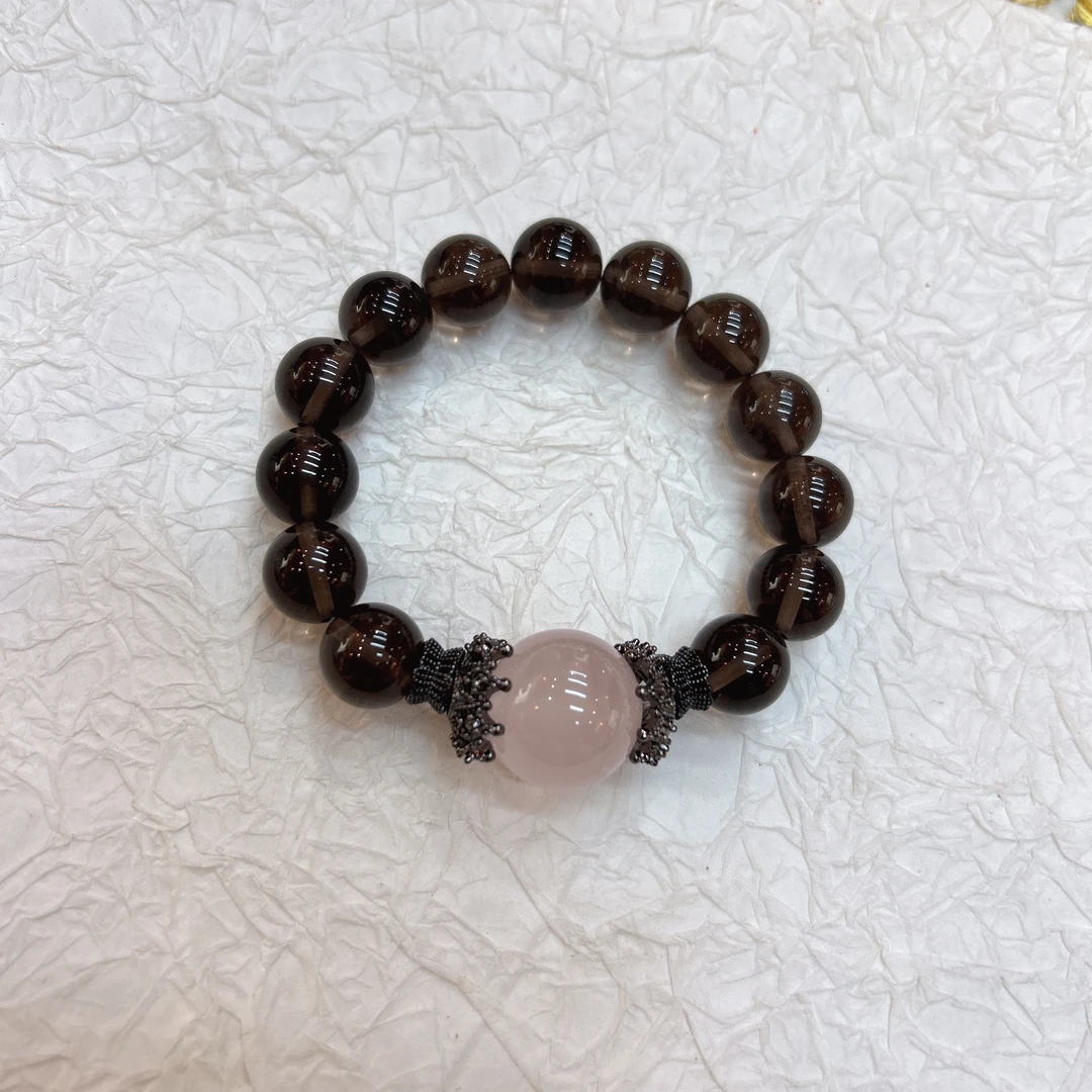 铜合金手链 4654。大颗马粉。黑茶。串