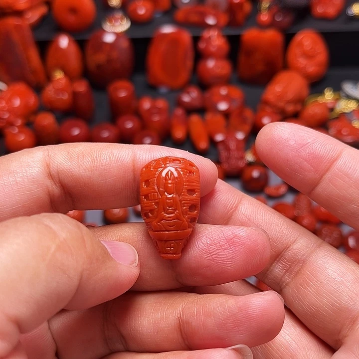 南红玛瑙未镶嵌配饰无相佛三通14.5mm
