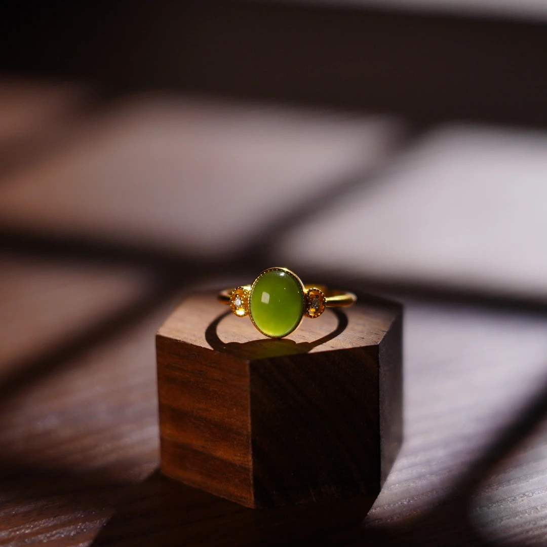 【缺货】S925和田玉碧玉蛋面戒指 9*7*2 BY3310