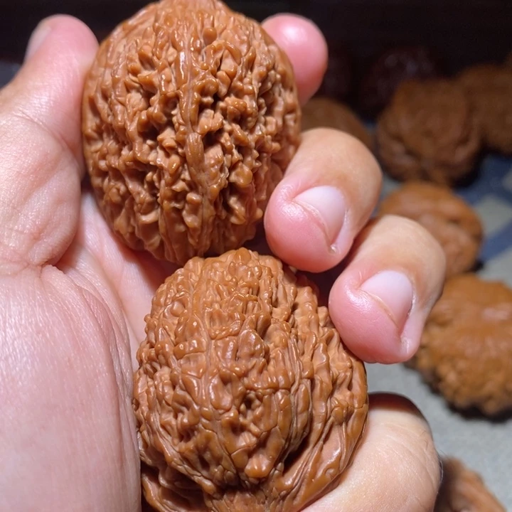 笑***…文玩核桃把件核桃