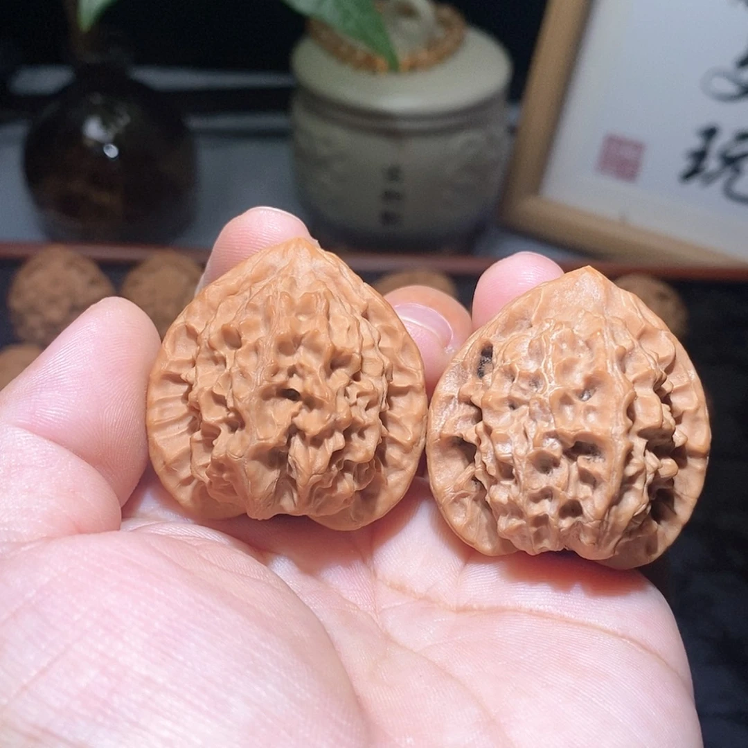 【闪购商品】文玩核桃吊坠龙鳞纹