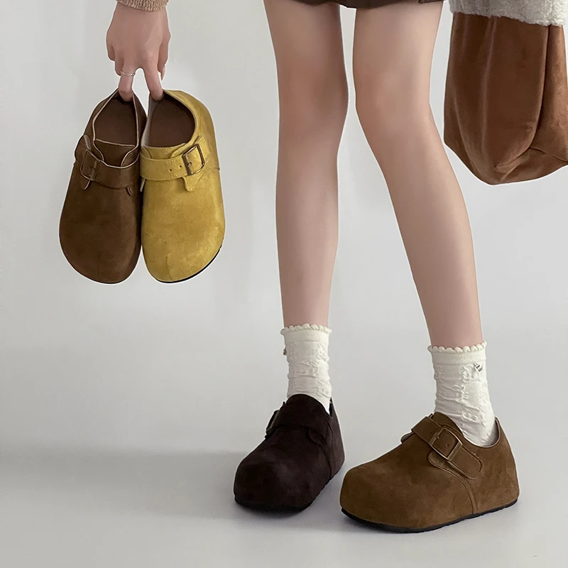 OJRZ时尚森系英伦风皮带扣深口单鞋女2025冬季新款休闲简约勃肯鞋