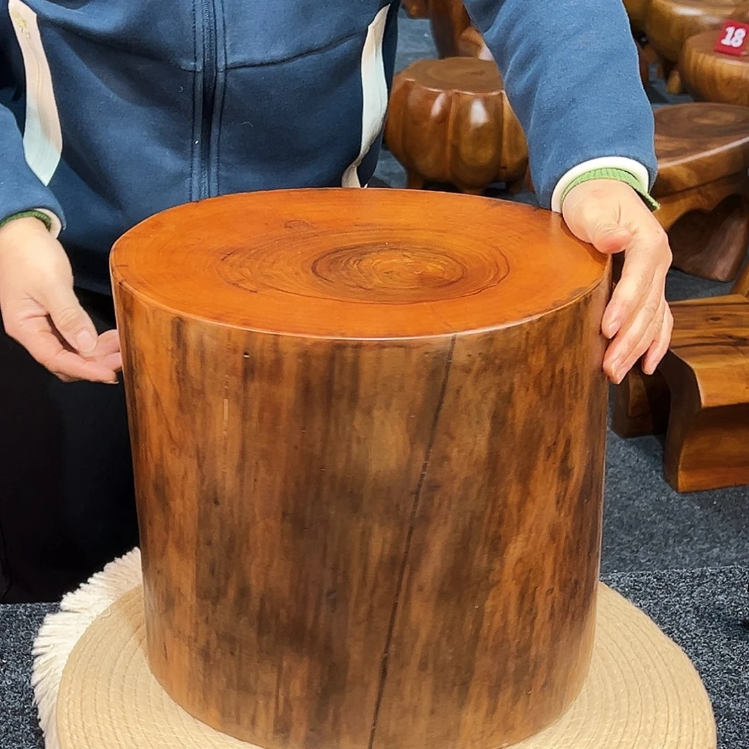 4 号香樟木尺寸：32-28-30cm