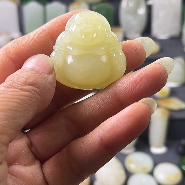 和田玉（黄玉）未镶嵌颈饰