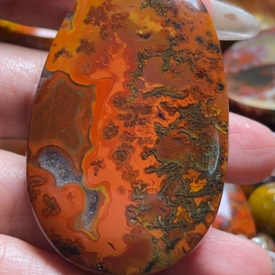 玛瑙/玉髓未镶嵌吊坠