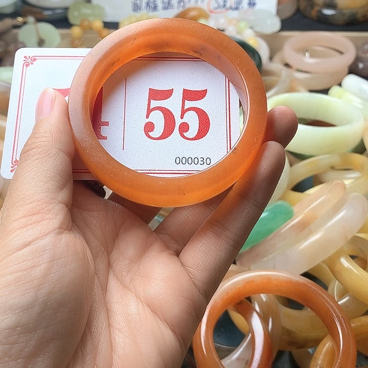 石英质玉（黄龙玉）未镶嵌手镯