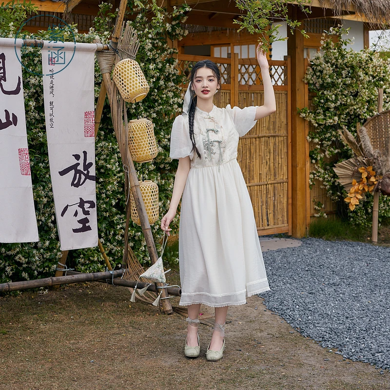 紫涵新中式刺绣盘扣连衣裙花边立领泡泡袖中长裙子Z4Z06DS010