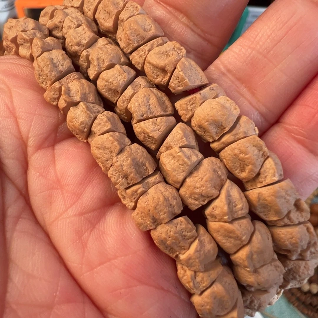 柏香籽/百香籽吊坠F585