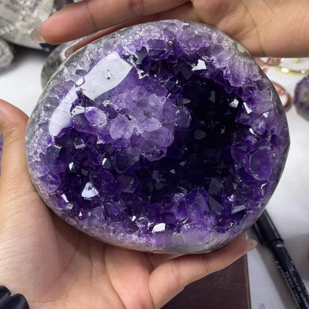 紫晶大型摆件（非配饰）未镶嵌一***玩