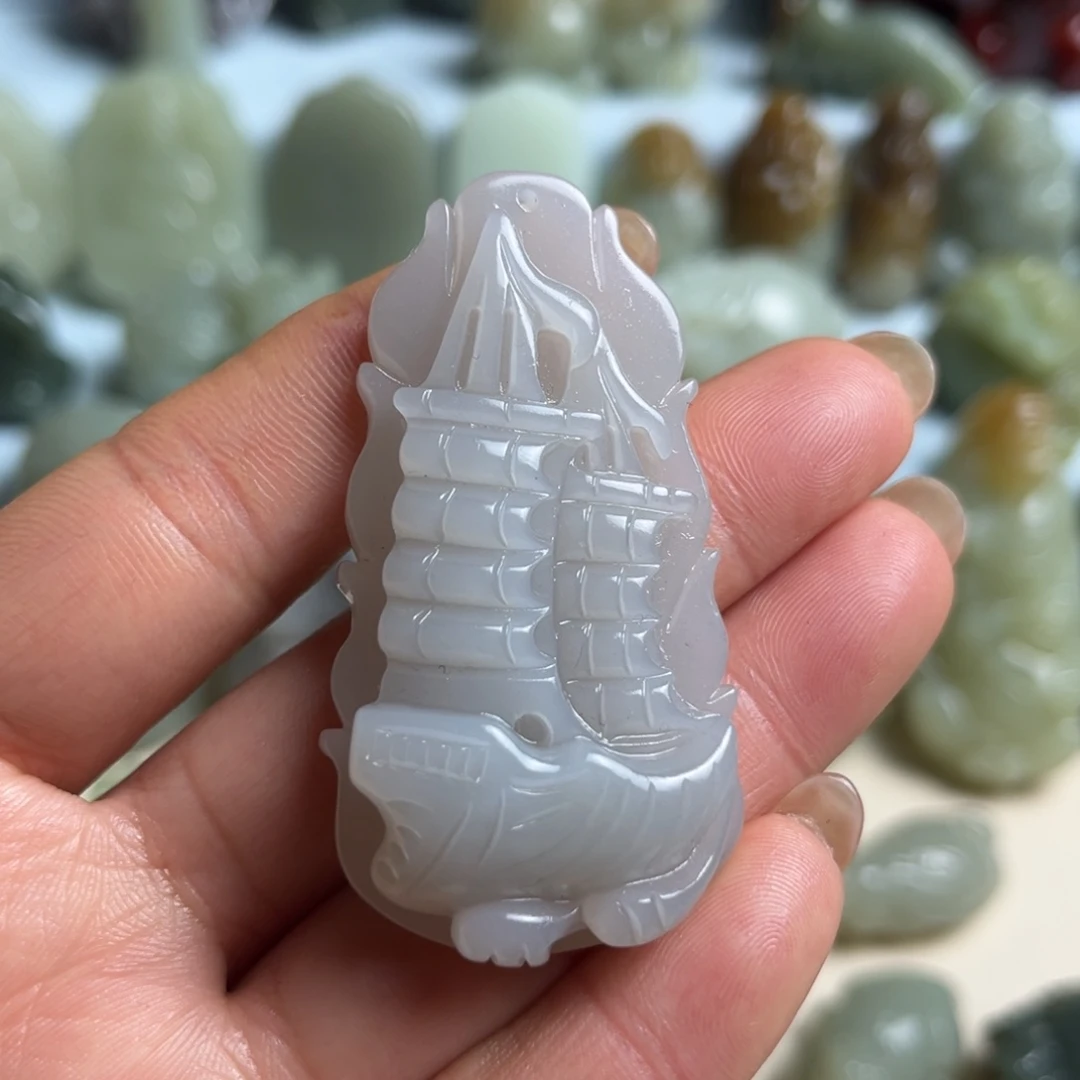 和田玉未镶嵌挂件