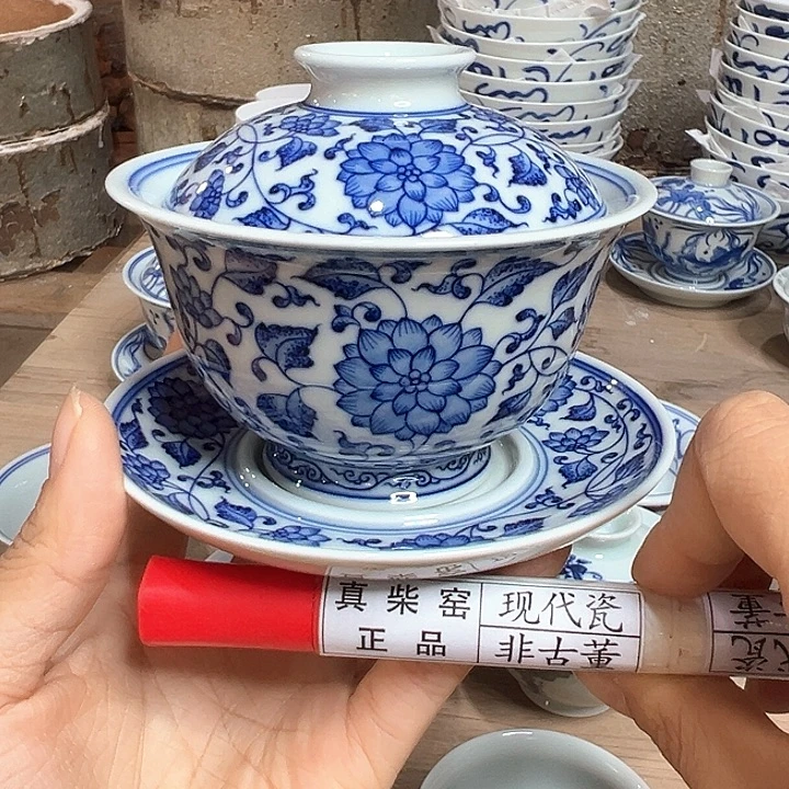 衣***哥陶瓷艺术设计中心