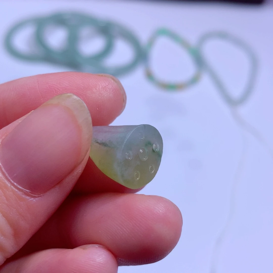 定制翡翠未镶嵌包工