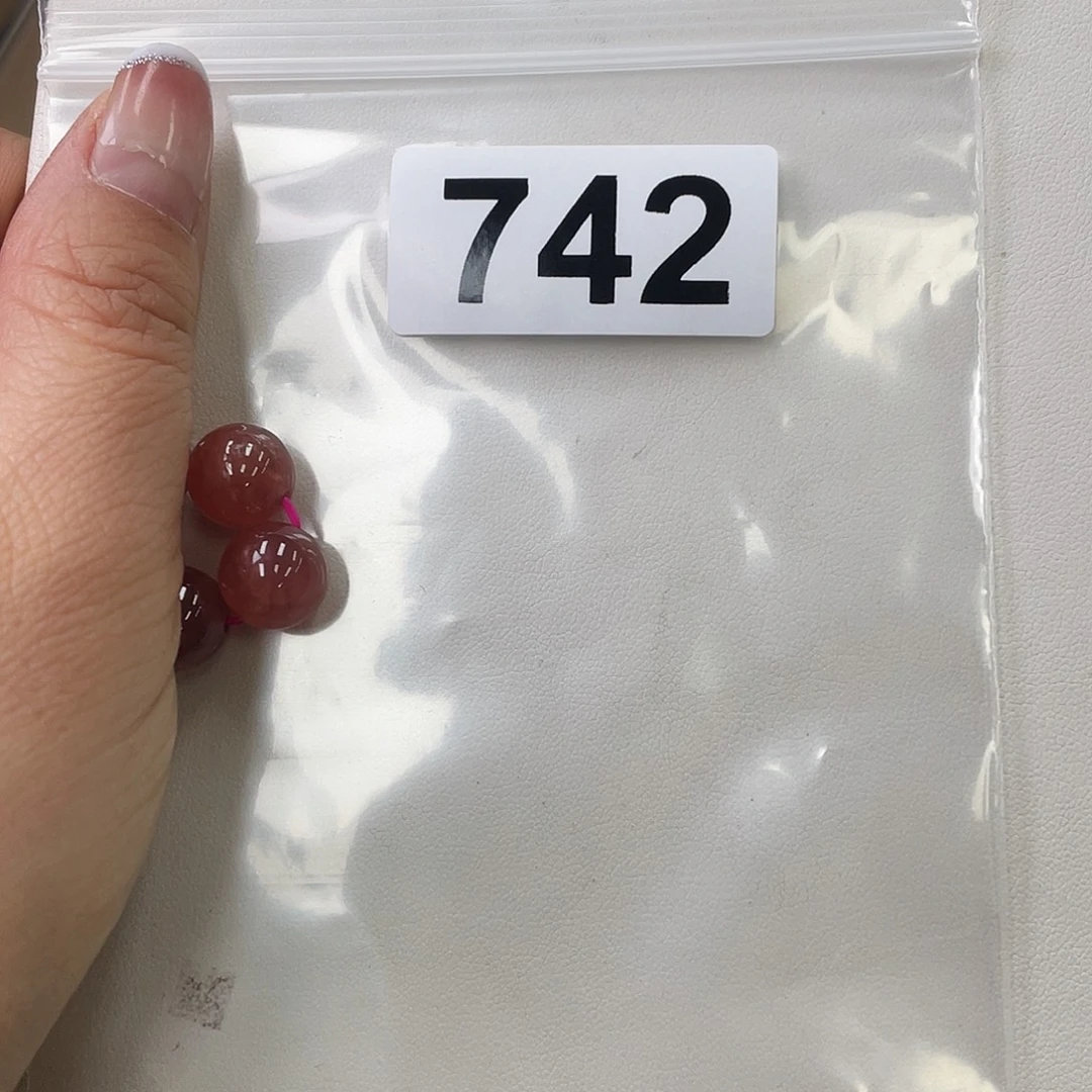 阿***子手串水晶未镶嵌手串742。