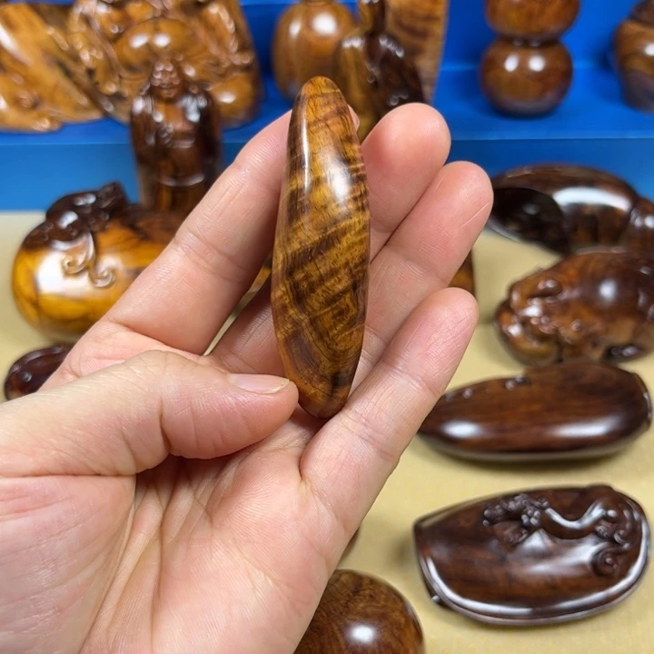 黄花梨降香黄檀把件