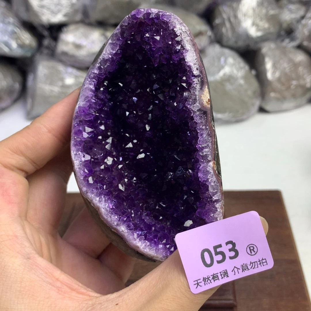 未镶嵌水晶大型摆件（非配饰）