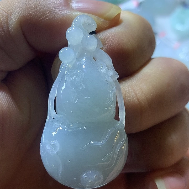 翡翠未镶嵌颈饰天然翡翠A货吊坠