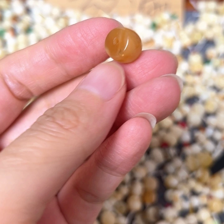 裸石蜜蜡未镶嵌10.4mm一个