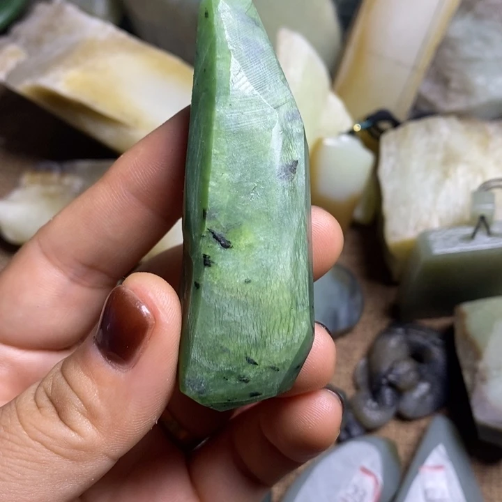 和田玉（糖玉）未镶嵌挂件