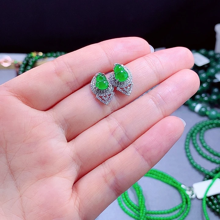 毛衣链未镶嵌翡翠