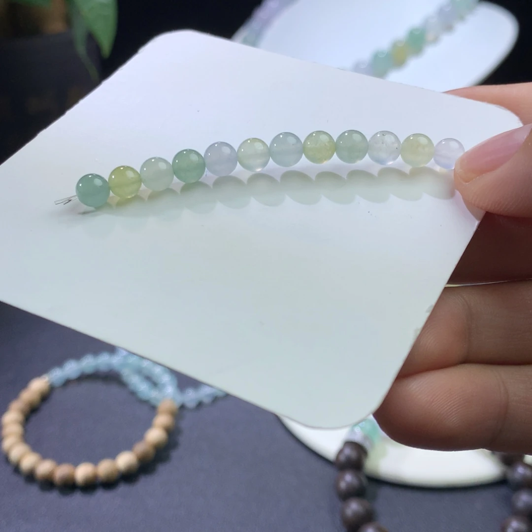 翡翠未镶嵌手链卡5+