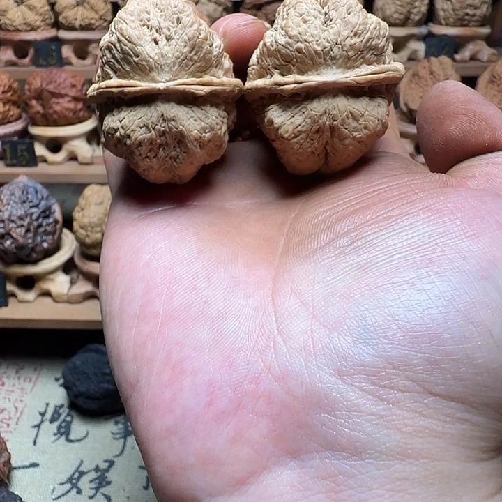 木质类经典名款蝴蝶蟾43尺云铁精品