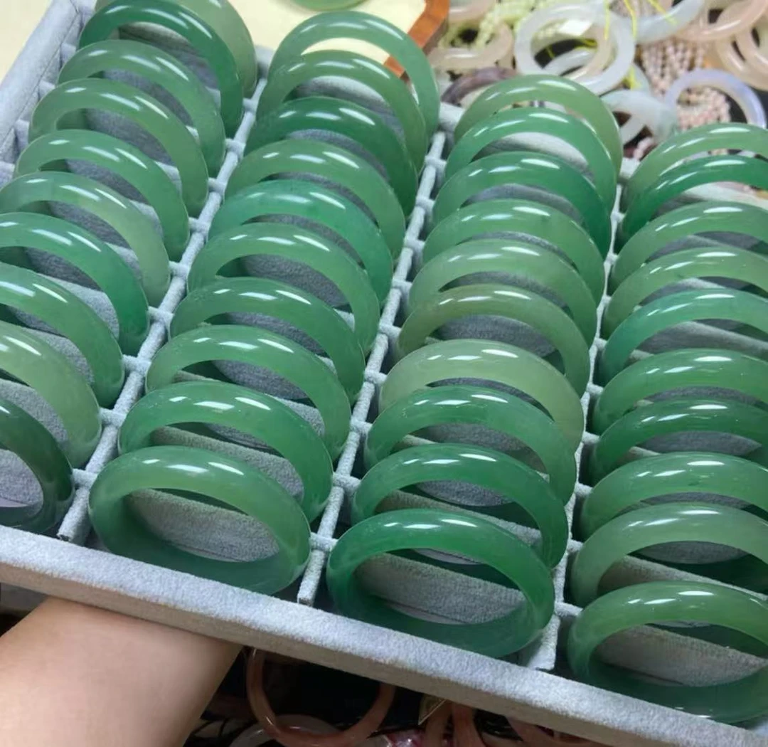 天然东陵玉手镯玉镯多样性发其一