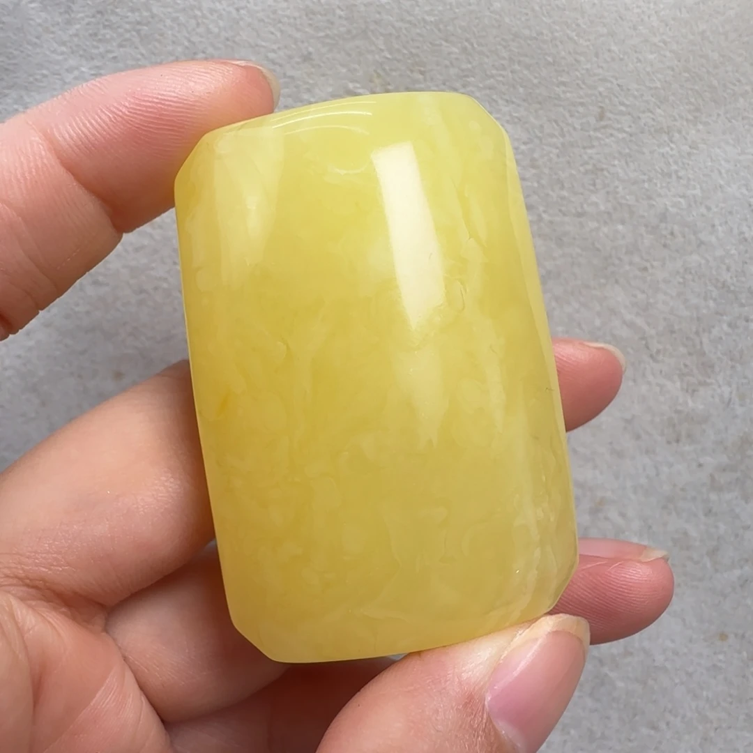 蜜蜡未镶嵌珠宝奇石微瑕