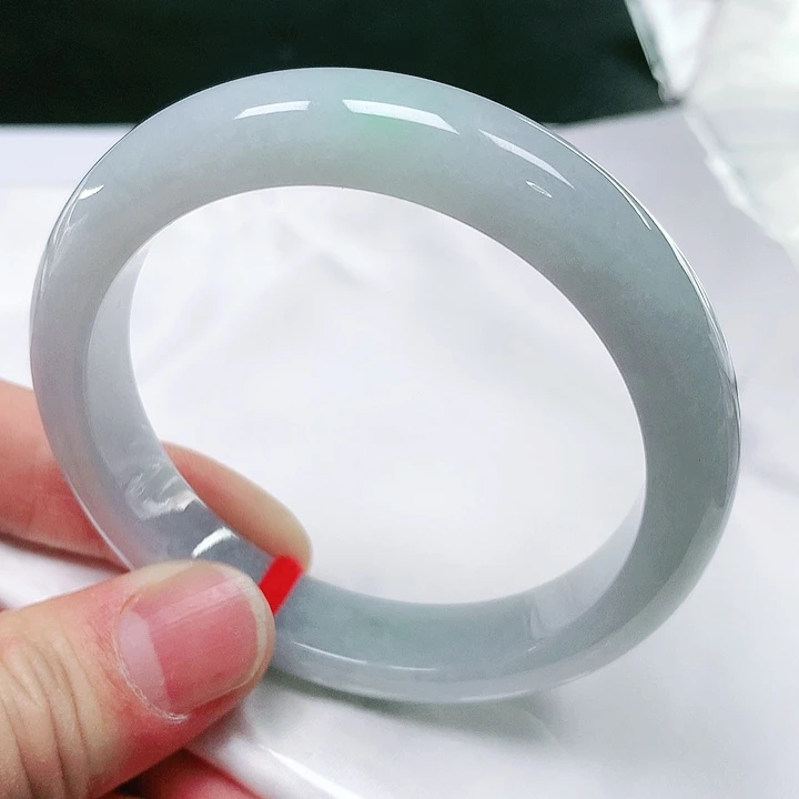 翡翠手镯（圆镯）未镶嵌天然翡翠手镯