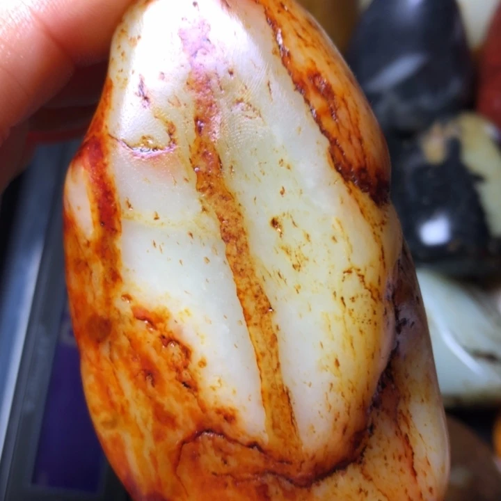 和田玉未镶嵌珠宝奇石