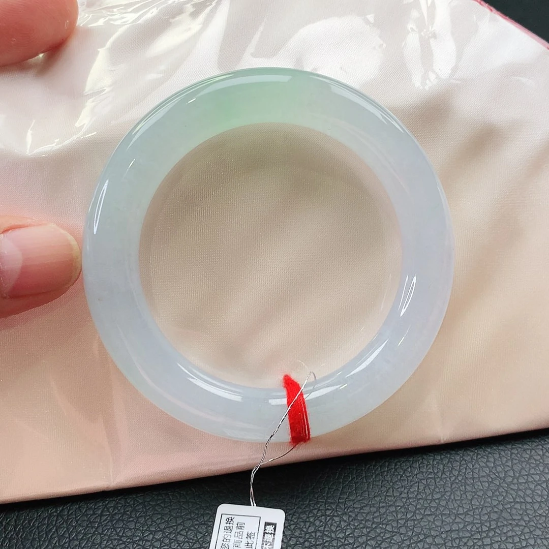 未镶嵌手镯翡翠天然翡翠手镯