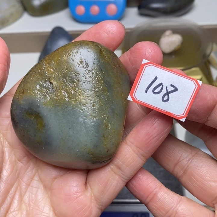 未镶嵌和田玉把件108
