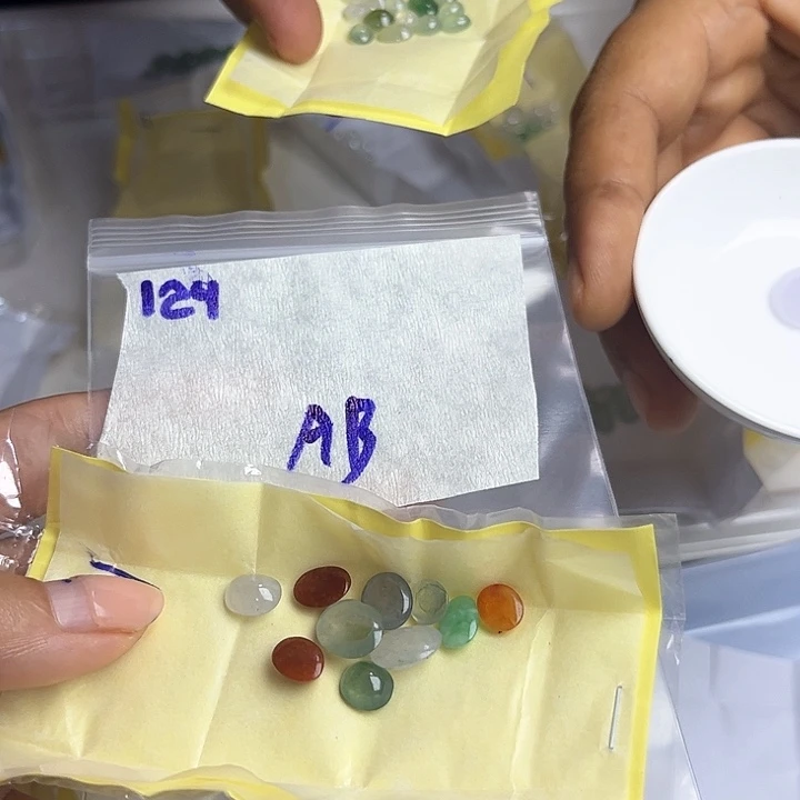拉***拉未镶嵌定制翡翠不退