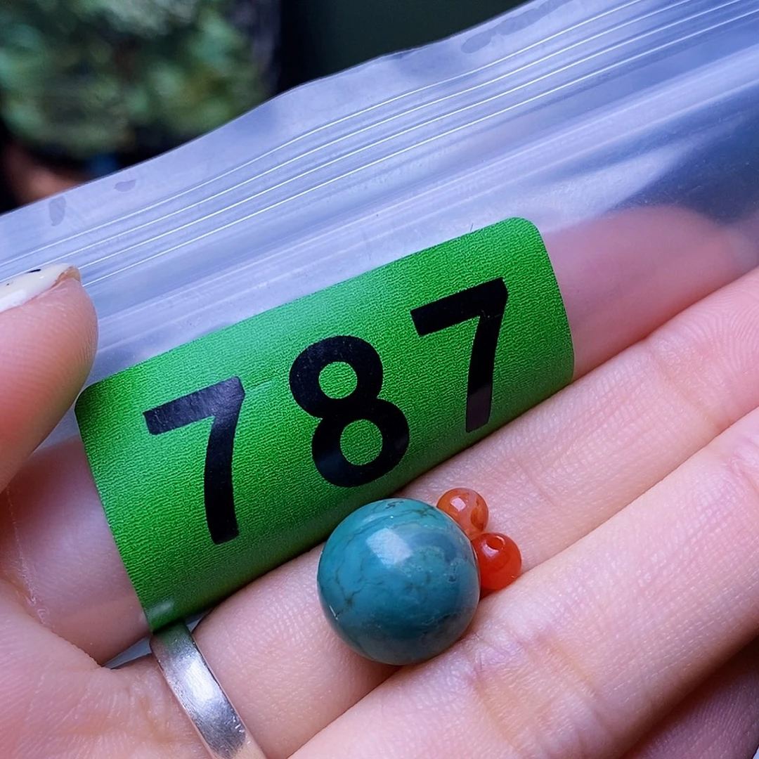 未镶嵌南红玛瑙珠宝奇石