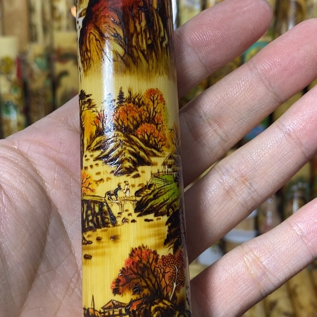 香榧木平**路秋叶流金图