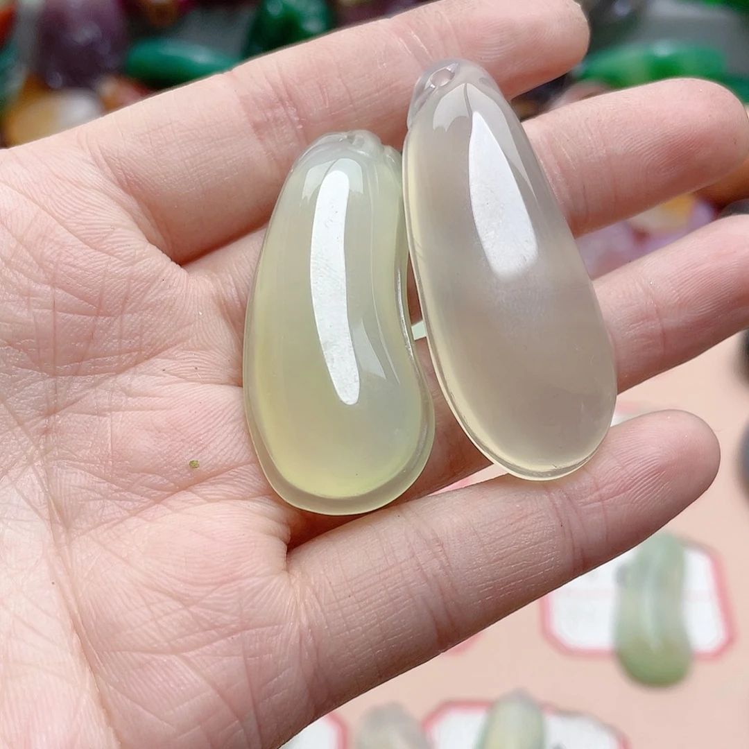 玛瑙/玉髓颈饰合金阿**哥