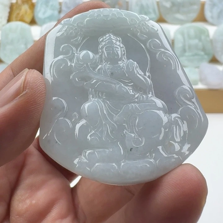 翡翠未镶嵌颈饰天然缅甸A货翡翠