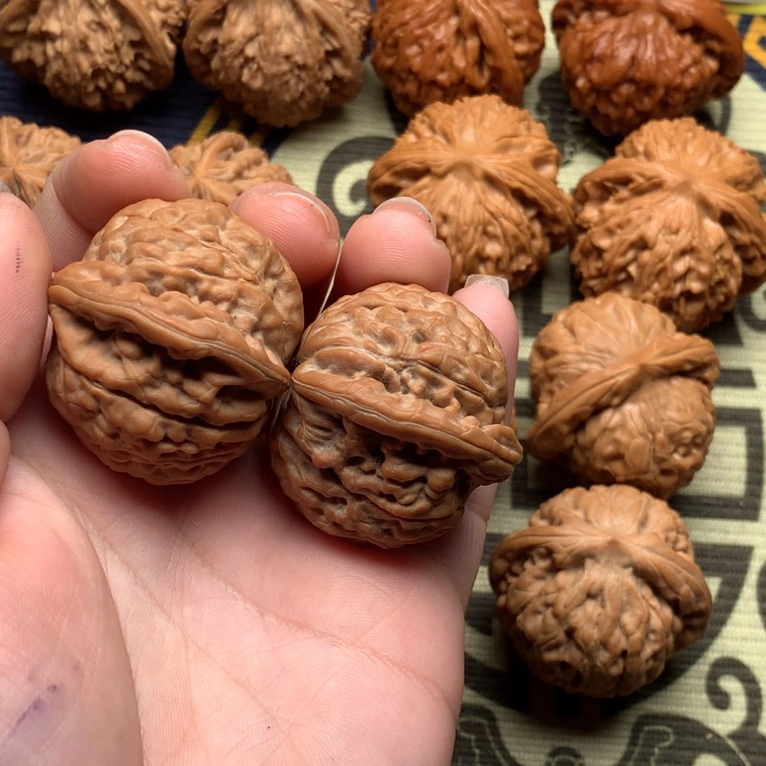 文玩核桃吊坠赵*莲花