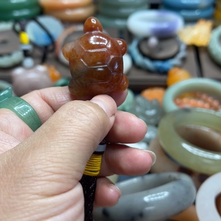 石英岩玉合金颈饰