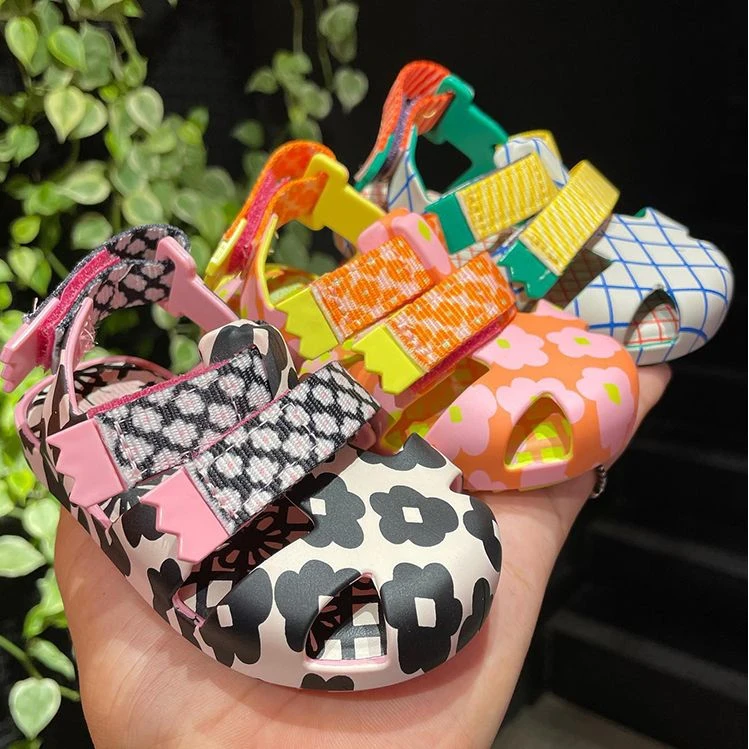 正品巴西香香鞋儿童凉鞋新款镂空包头魔术贴帆布果冻鞋童鞋夏