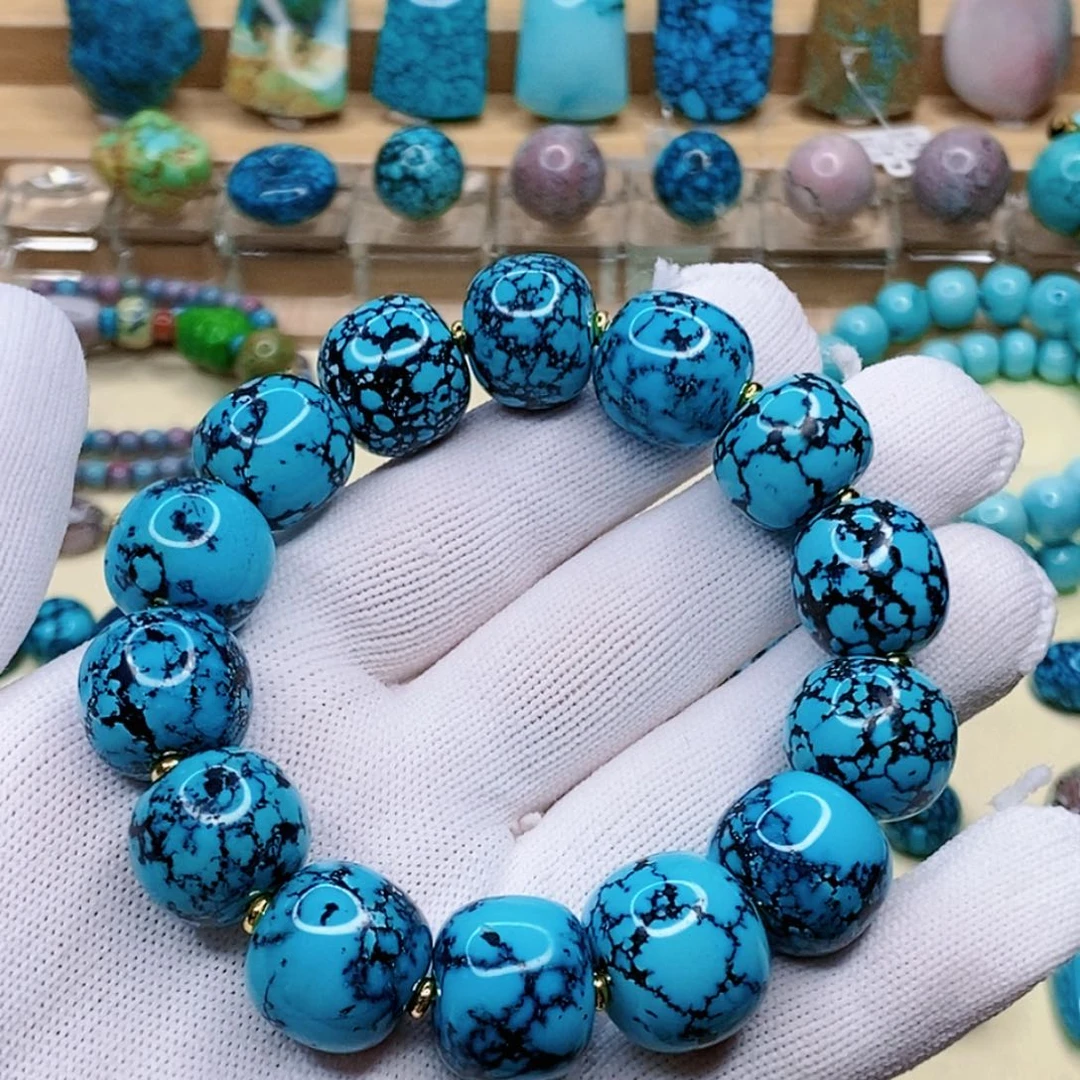 绿松石未镶嵌珠宝奇石