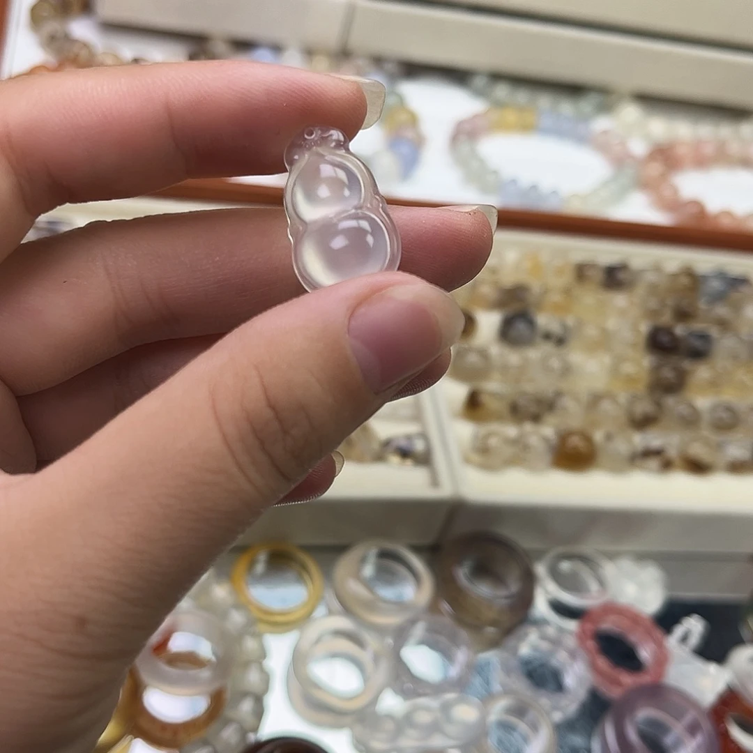 玛瑙/玉髓合金挂件6 号白冰葫芦