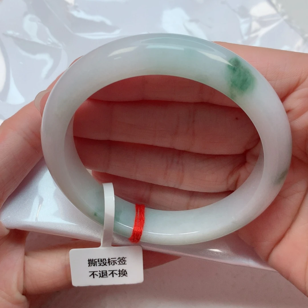 翡翠手镯未镶嵌57.4圈 高性价比