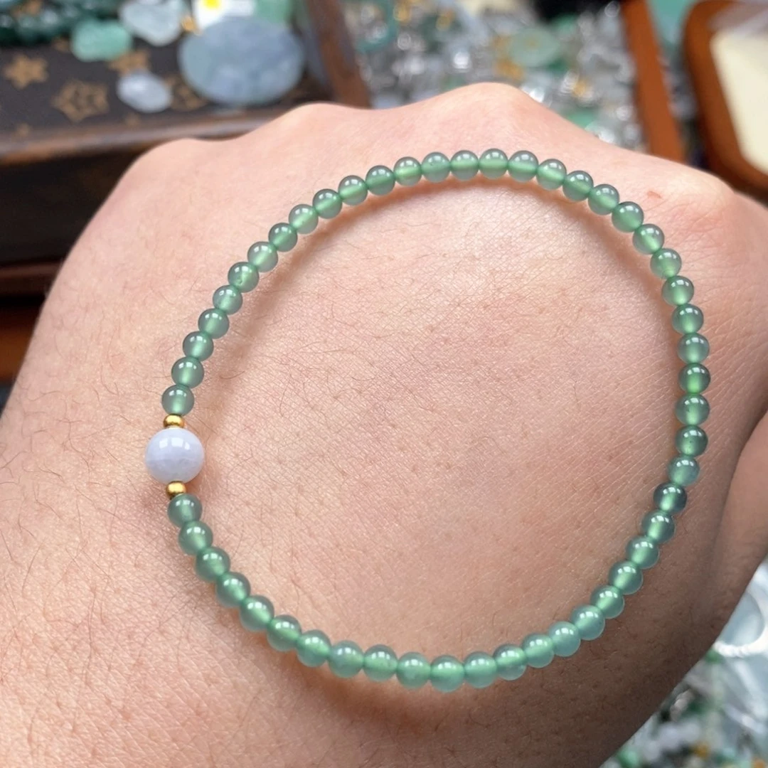 翡翠颈饰未镶嵌如果